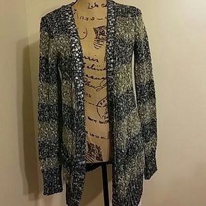 Striped cardigan 🌟